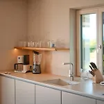 Stilvolles Suedsteiermark Ruhige Lage Aussicht & E-ladestation Vakantiehuis *