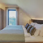 Stilvolles Suedsteiermark Ruhige Lage Aussicht & E-ladestation Vakantiehuis