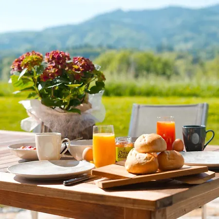 Stilvolles Suedsteiermark Ruhige Lage Aussicht & E-ladestation Дом отдыха