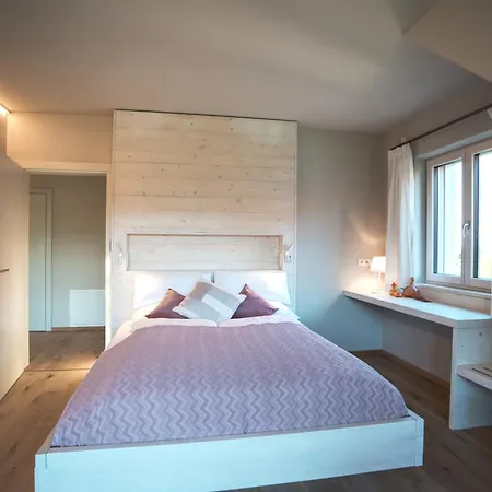 Дом отдыха Stilvolles Suedsteiermark Ruhige Lage Aussicht & E-ladestation