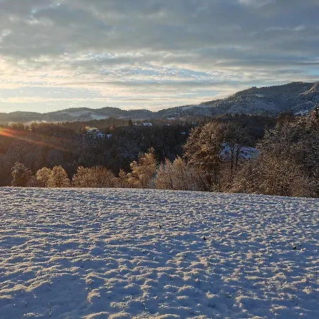 Stilvolles Suedsteiermark Ruhige Lage Aussicht & E-ladestation בית נופש Eibiswald