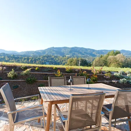 Дом отдыха Stilvolles Suedsteiermark Ruhige Lage Aussicht & E-ladestation