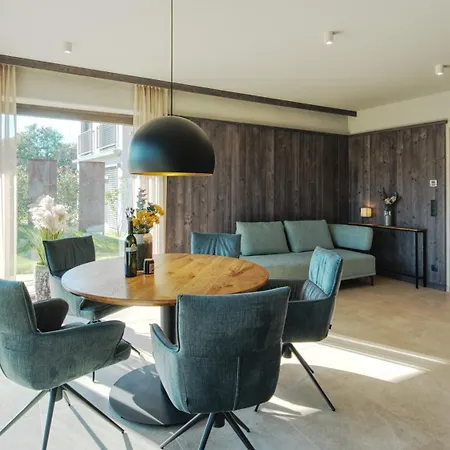 Дом отдыха Stilvolles Suedsteiermark Ruhige Lage Aussicht & E-ladestation Eibiswald