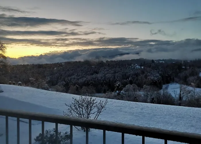 Stilvolles Suedsteiermark Ruhige Lage Aussicht & E-ladestation *