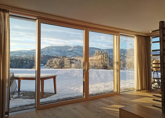 Stilvolles Suedsteiermark Ruhige Lage Aussicht & E-ladestation *