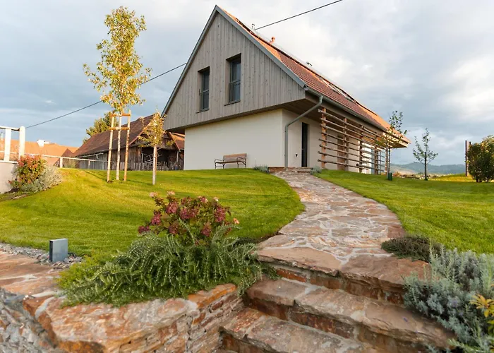 Stilvolles Suedsteiermark Ruhige Lage Aussicht & E-ladestation Eibiswald