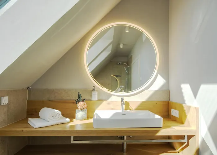 Stilvolles Suedsteiermark Ruhige Lage Aussicht & E-ladestation بيت للعطل