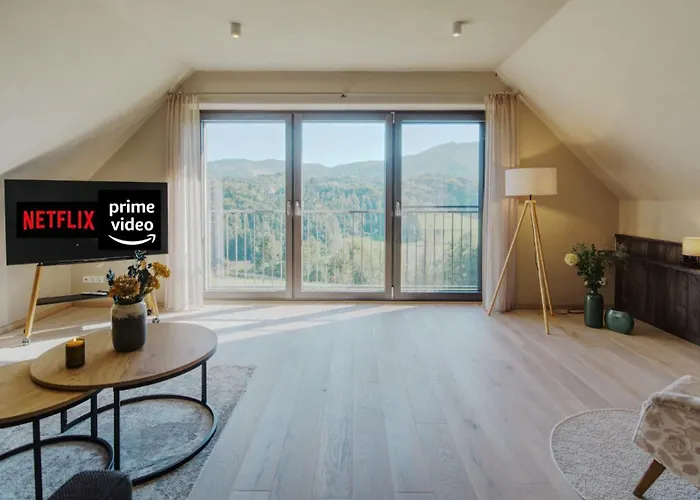 Semesterbostad Stilvolles Suedsteiermark Ruhige Lage Aussicht & E-ladestation Eibiswald