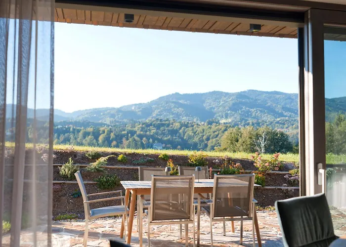 Stilvolles Suedsteiermark Ruhige Lage Aussicht & E-ladestation بيت للعطل