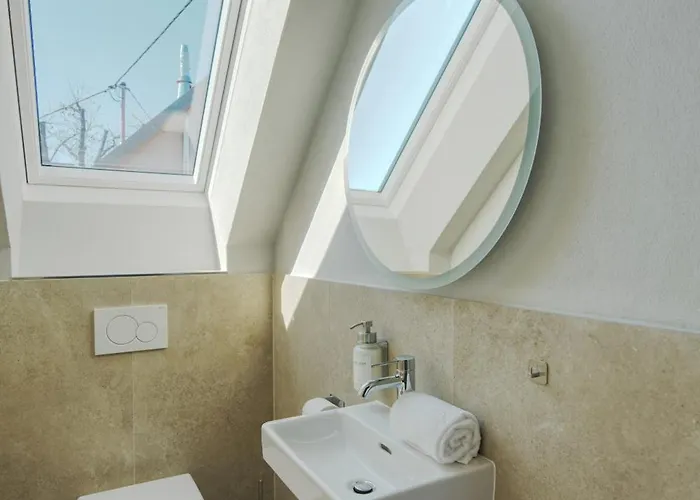 Stilvolles Suedsteiermark Ruhige Lage Aussicht & E-ladestation *