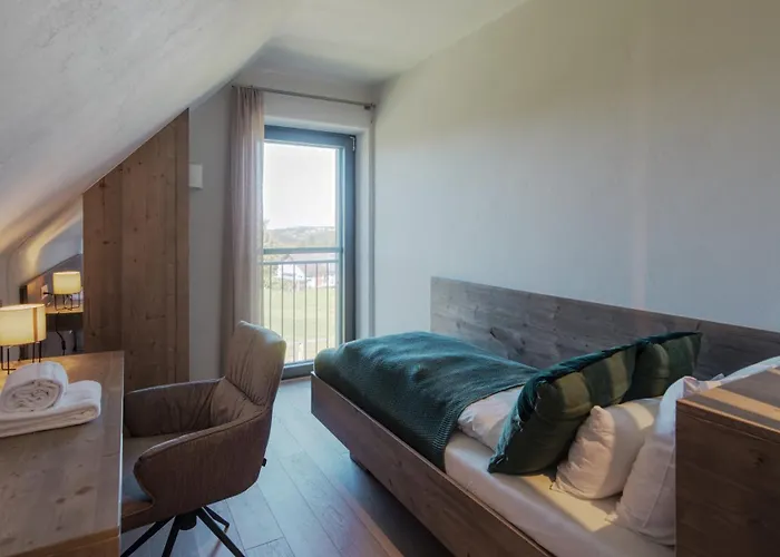 بيت للعطل Stilvolles Suedsteiermark Ruhige Lage Aussicht & E-ladestation Eibiswald